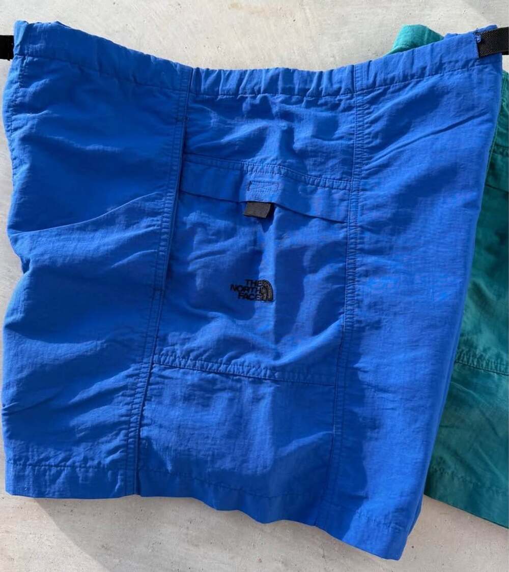 Vintage 90s Y2K The North Face Belted Adventure Shorts